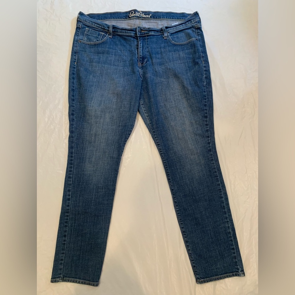 Old Navy Sweet Heart Medium Wash Women's Jeans Size 18